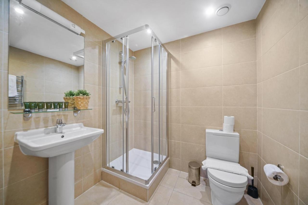 Modern Apartments In Bayswater Central London Free Wifi & Aircon By City Stay Aparts London Kültér fotó